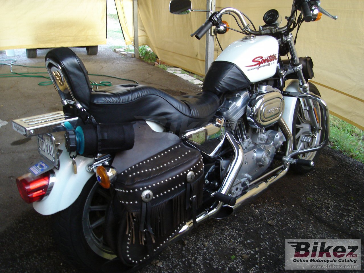 Big nymous user. xlh sportster 883 custom-xl 53 c sportster custom picture and wallpaper from Bikez.com